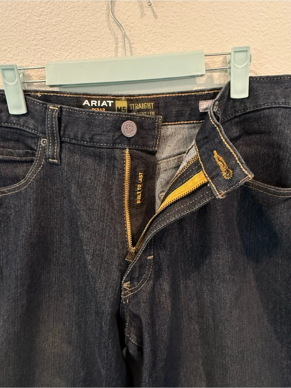 ARIAT Rebar M5 Men’s Straight Leg JEANS 34x32 Denim Workwear Loop Lock